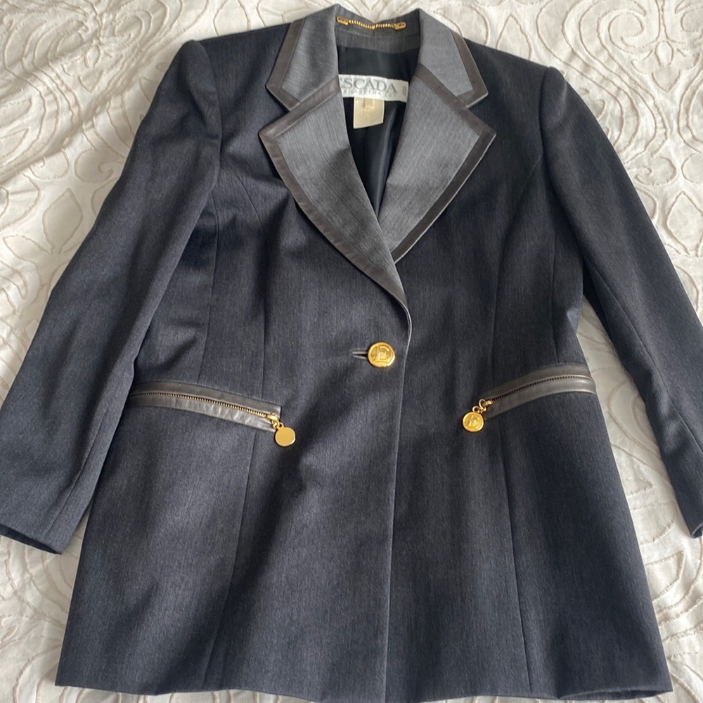 Gorgeous And Classy Escada Wool Blazer - Gray - image 1